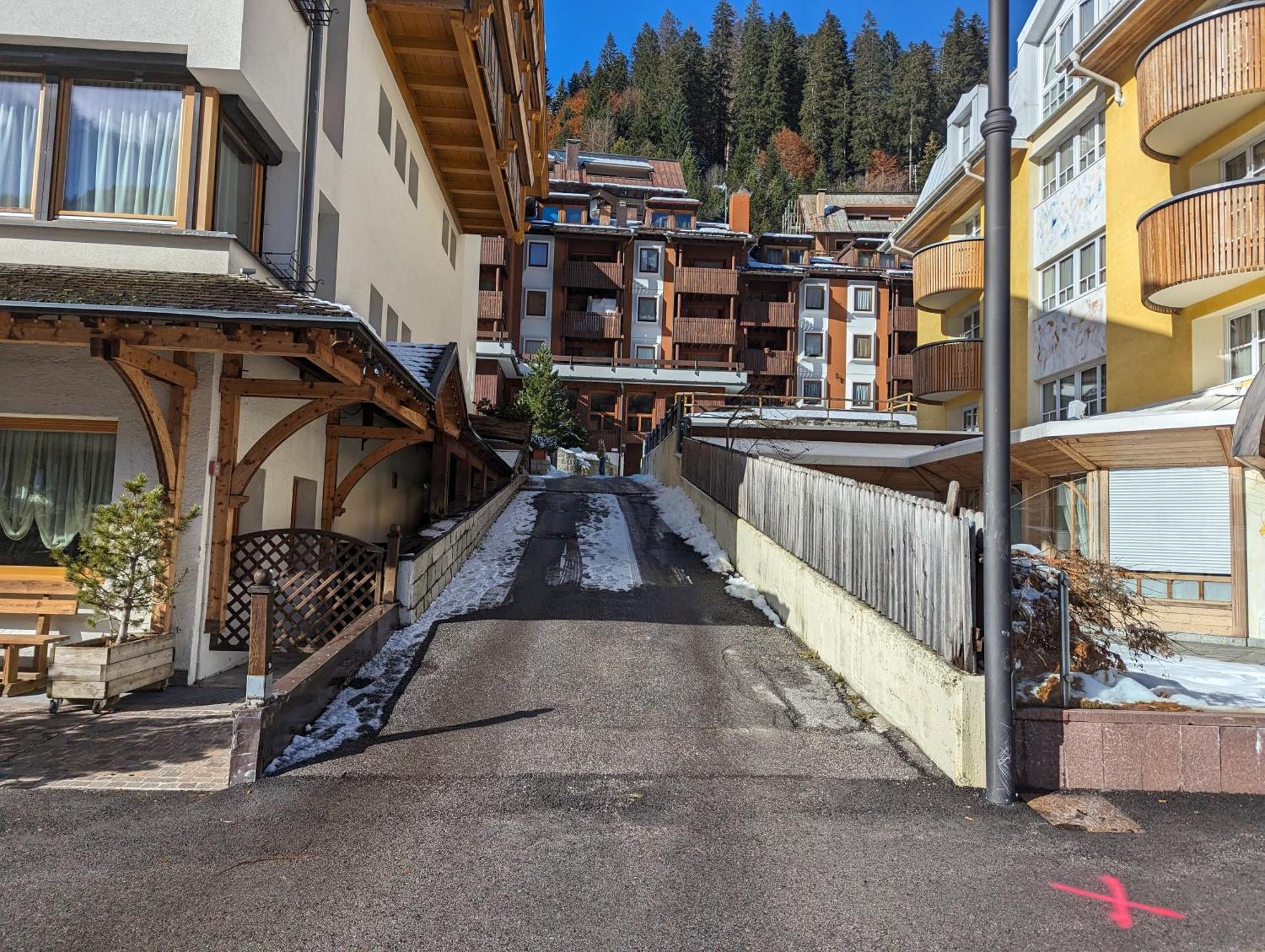 Casa Campiglio Centro Piano Alto Con Vista Apartment Madonna di Campiglio Ngoại thất bức ảnh